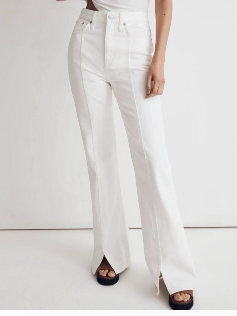 Madewell Baggy Flare Split Front Jeans White Size 25